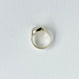 the impression classic signet - solid gold