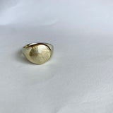 the impression classic signet - solid gold